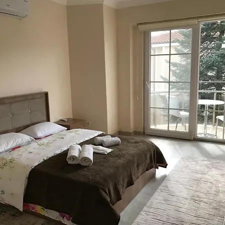 La Mira 10 Sapanca